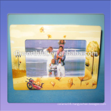 2016 new arrival wholesale handpainted ceramic family photo frame